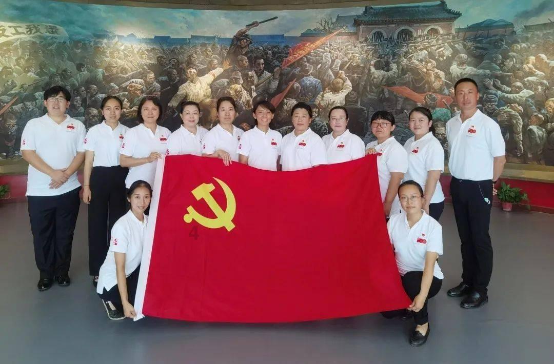 为什么妈妈的情绪时好时坏?游戏画面